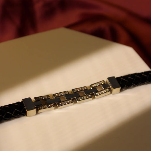 Urban Link Leather Cuff