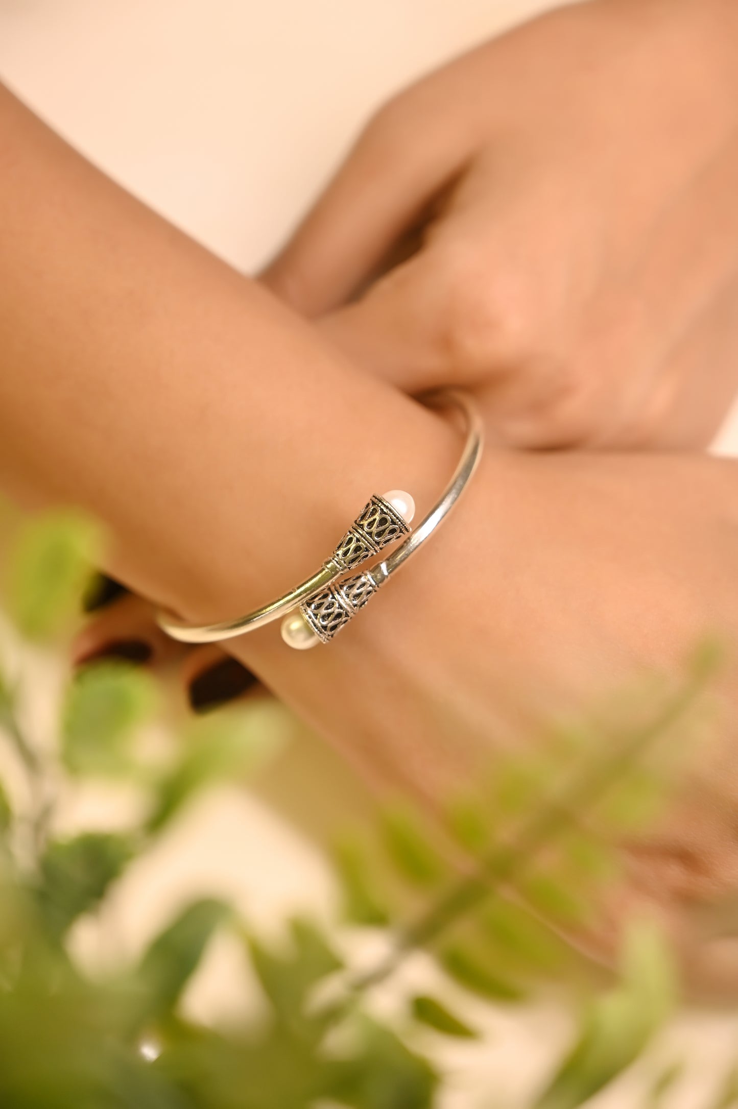 Vintage Pearl Open Kada