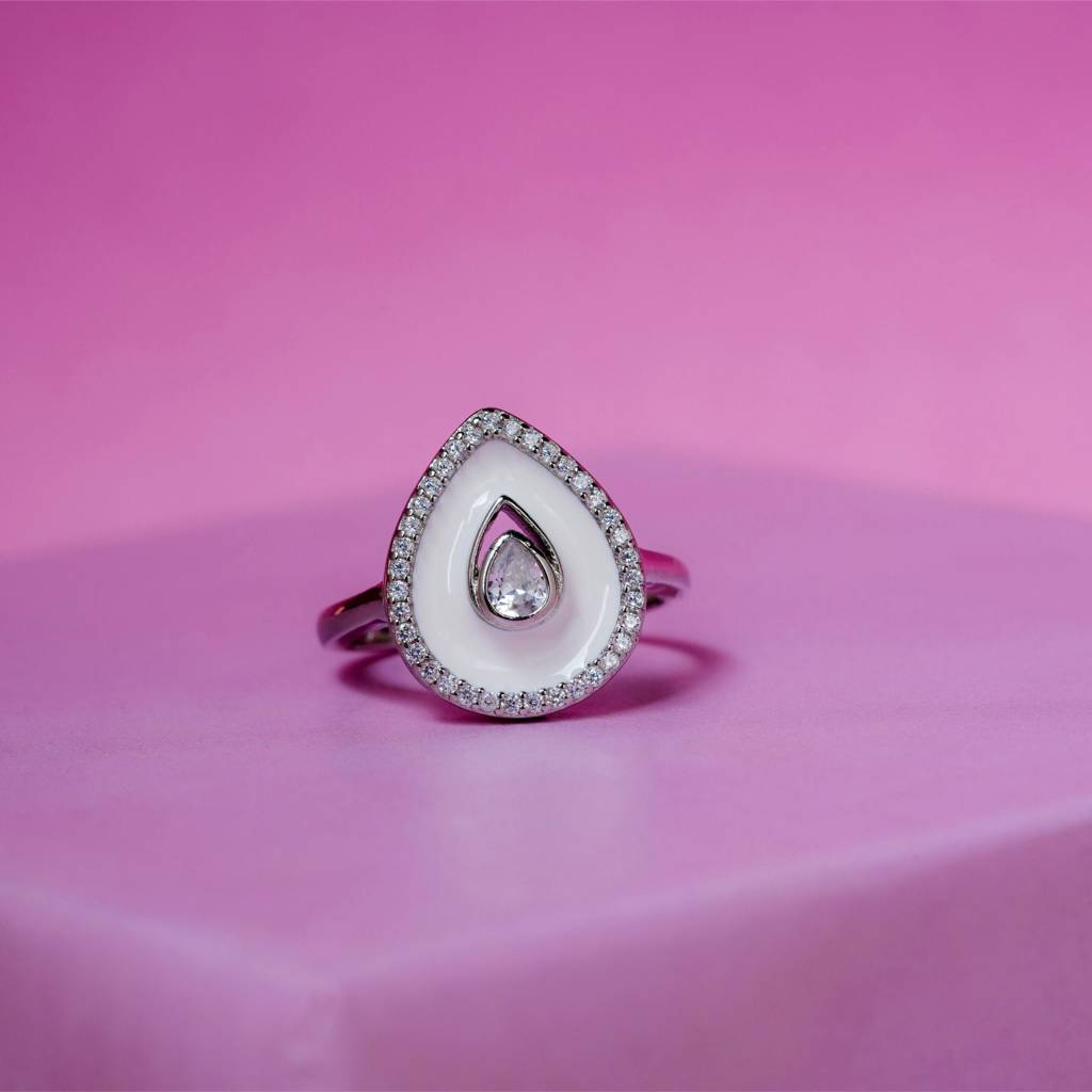 Starlight Teardrop Halo Ring