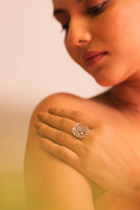 Twinkling Petal Wreath Ring