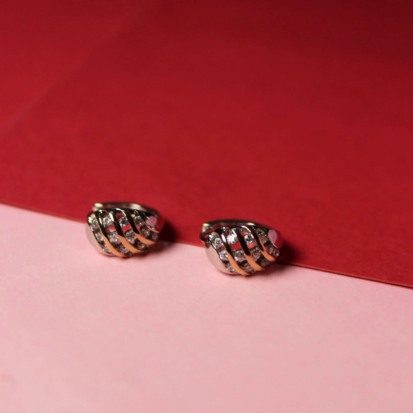 Interwoven Dual-Tone Hoops